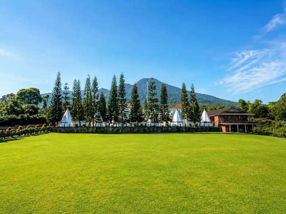 Apache Camp Highland Park Resort