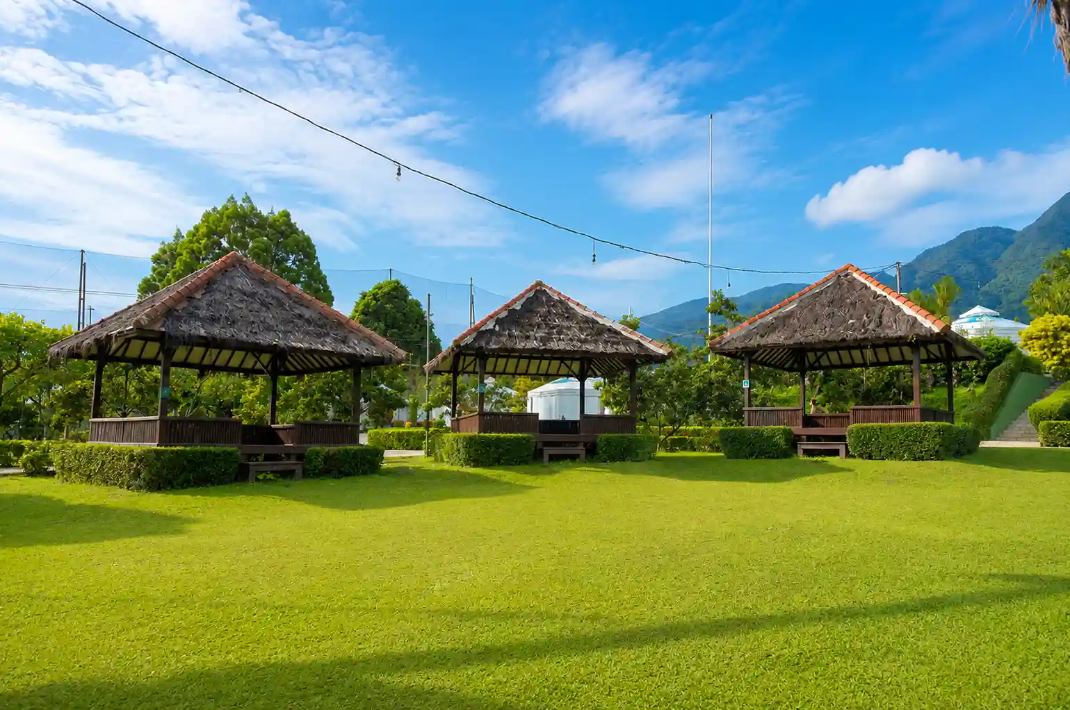 Lapangan Saung Highland Park Resort