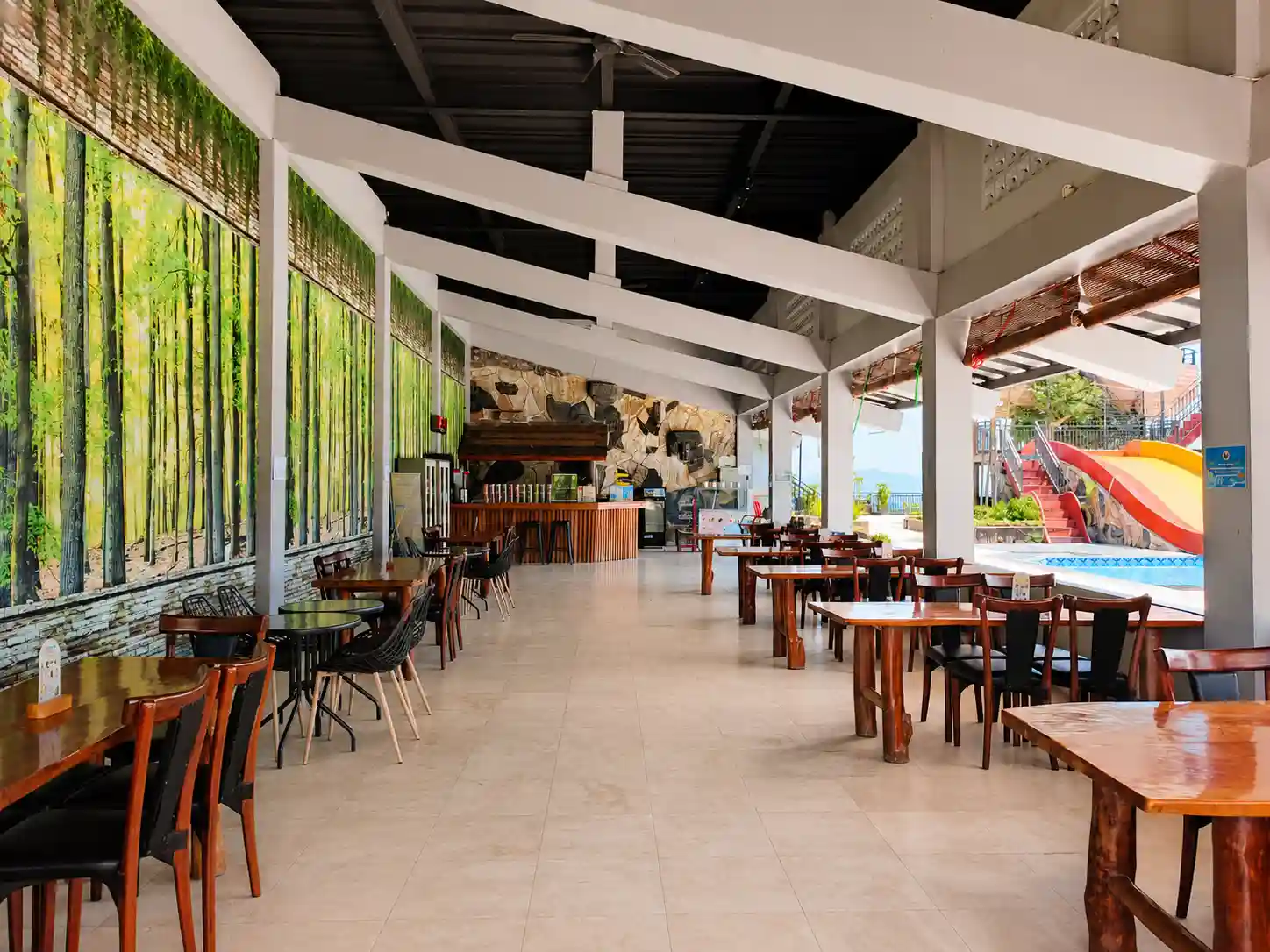 Infinity Dining Space Highland Park Resort